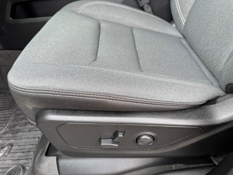 Ram 1500 Vehicle Image 25