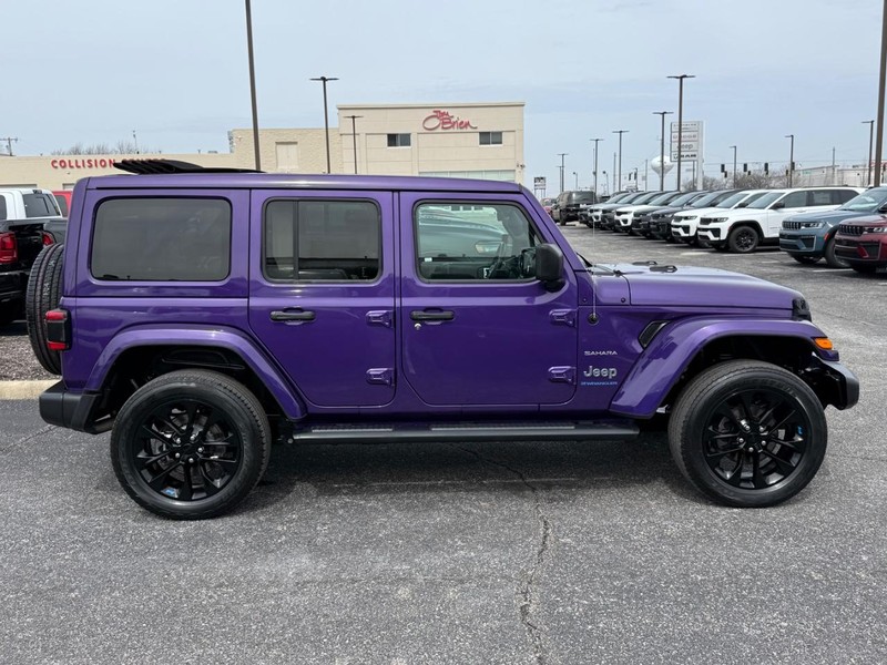 Jeep Wrangler 4xe Vehicle Image 02