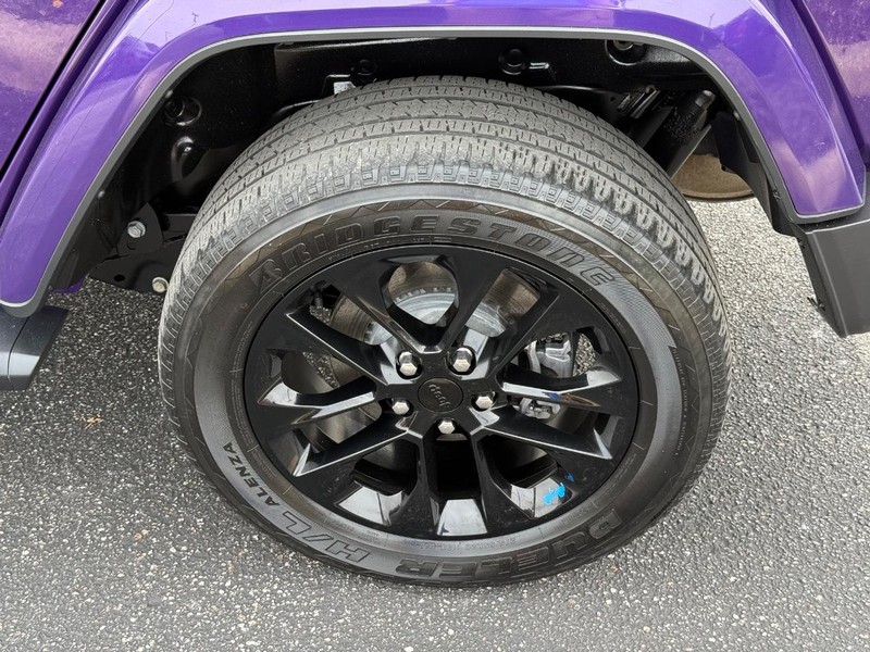 Jeep Wrangler 4xe Vehicle Image 06