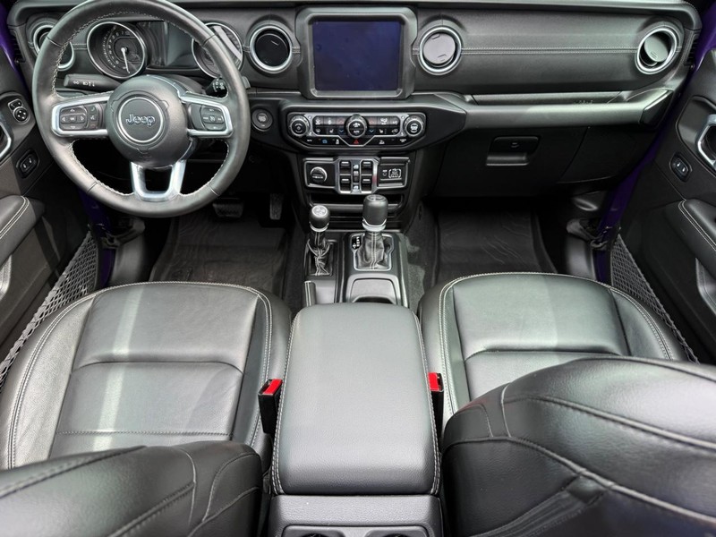 Jeep Wrangler 4xe Vehicle Image 12