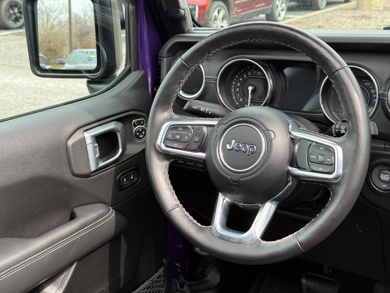 Jeep Wrangler 4xe Vehicle Image 13