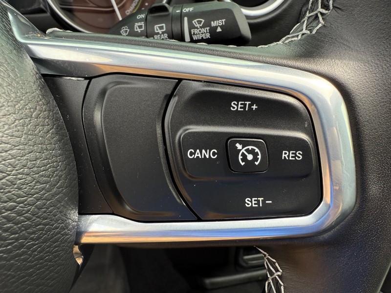 Jeep Wrangler 4xe Vehicle Image 15