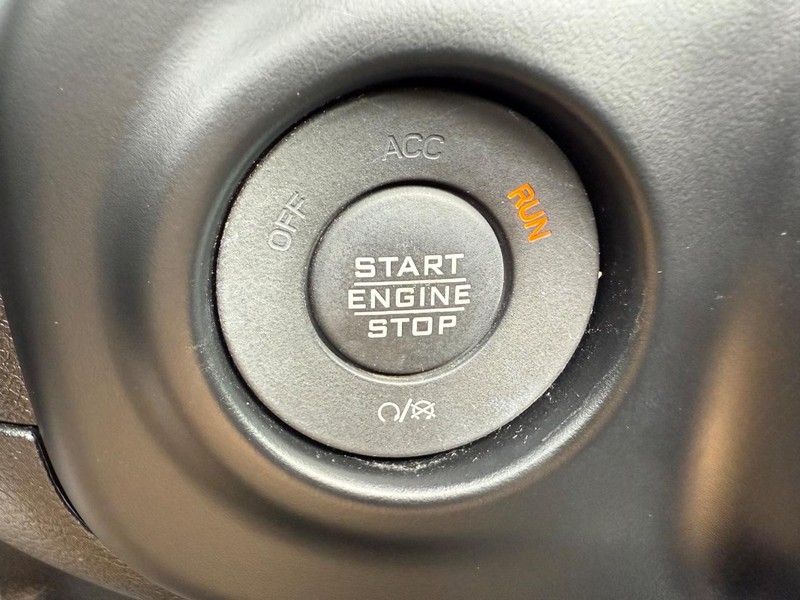 Jeep Wrangler 4xe Vehicle Image 16