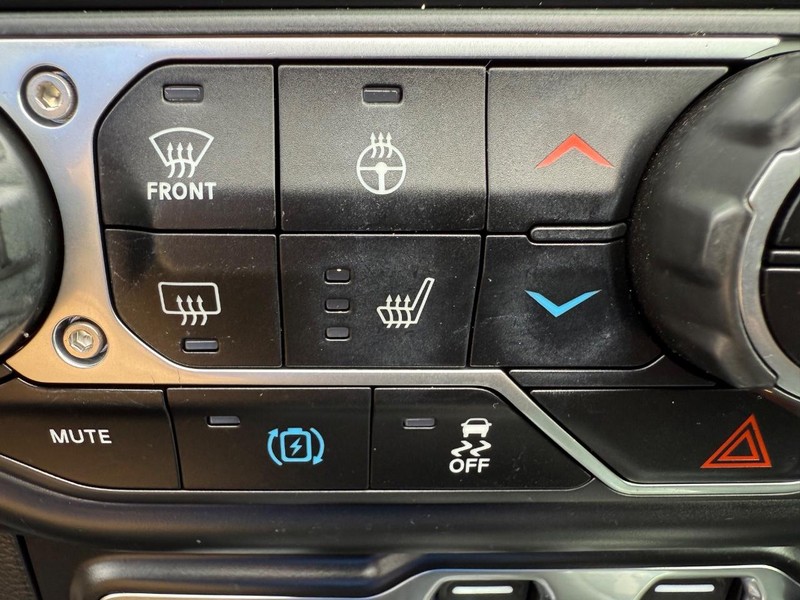 Jeep Wrangler 4xe Vehicle Image 17