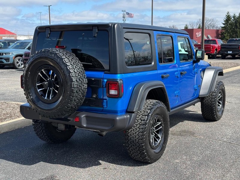 Jeep Wrangler Vehicle Image 03