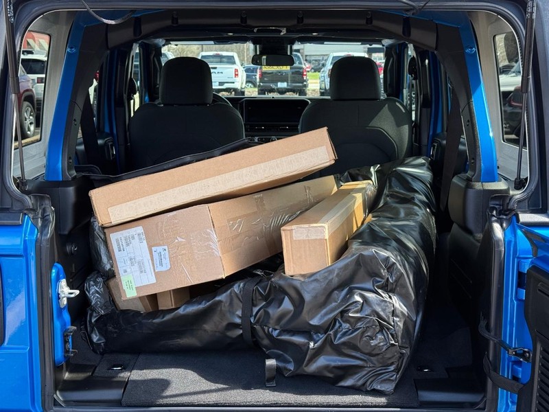 Jeep Wrangler Vehicle Image 07