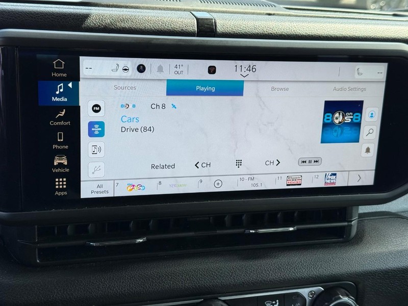 Jeep Wrangler Vehicle Image 17