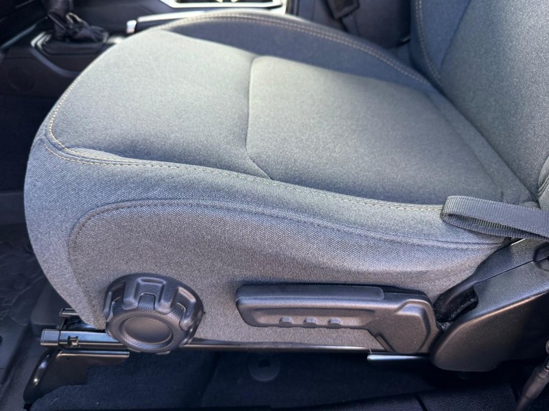 Jeep Wrangler Vehicle Image 25