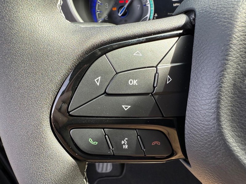 Chrysler Pacifica Vehicle Image 08