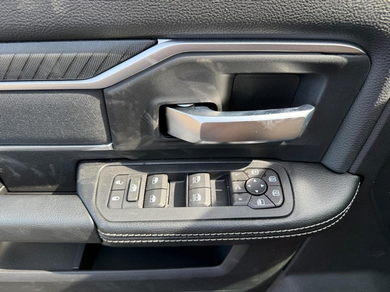 Ram 2500 Vehicle Image 16