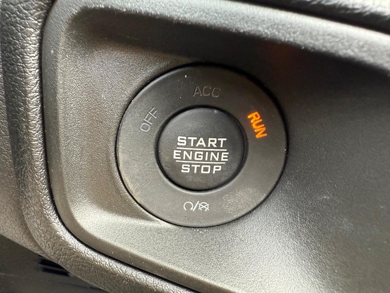 Jeep Wrangler 4xe Vehicle Image 16