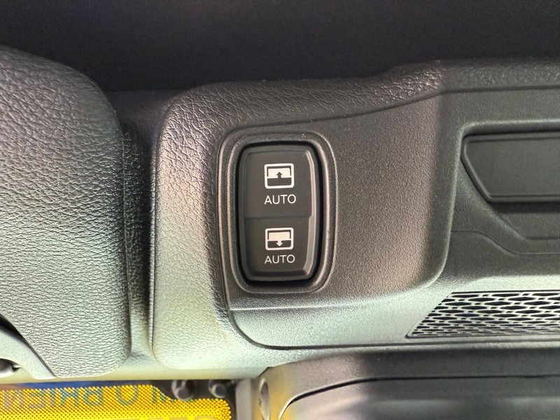 Jeep Wrangler 4xe Vehicle Image 23