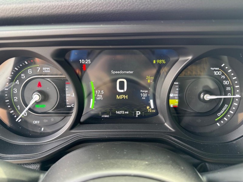 Jeep Wrangler 4xe Vehicle Image 24