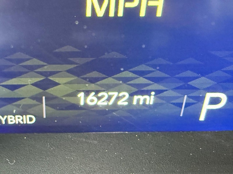 Jeep Wrangler 4xe Vehicle Image 25