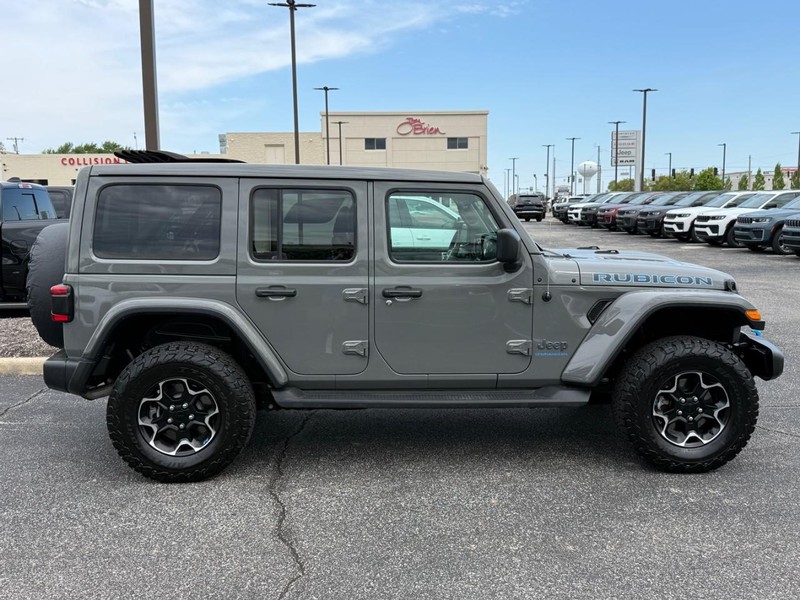 Jeep Wrangler 4xe Vehicle Image 02