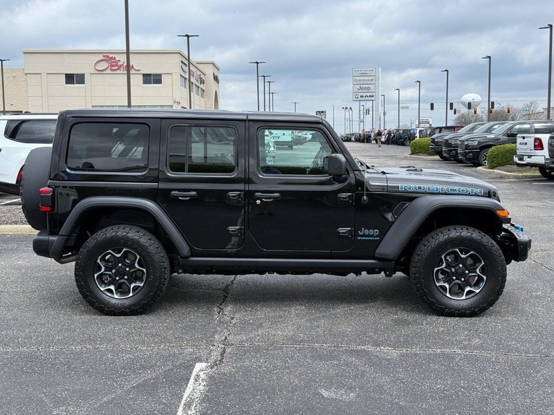 Jeep Wrangler 4xe Vehicle Image 02