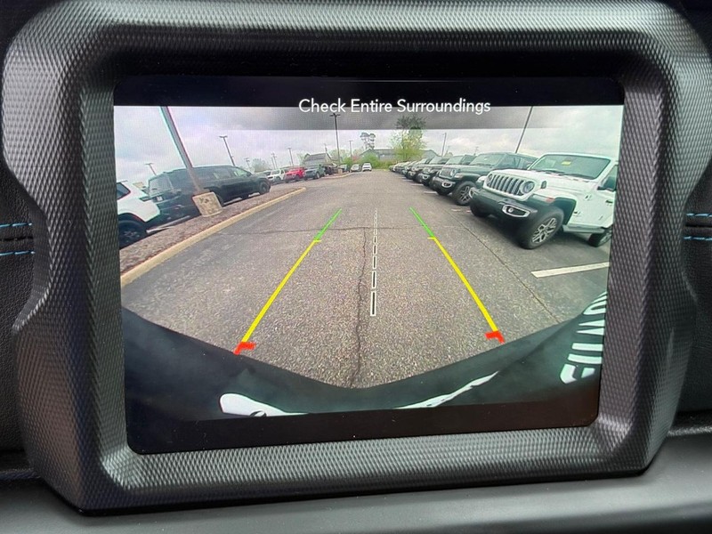 Jeep Wrangler 4xe Vehicle Image 17