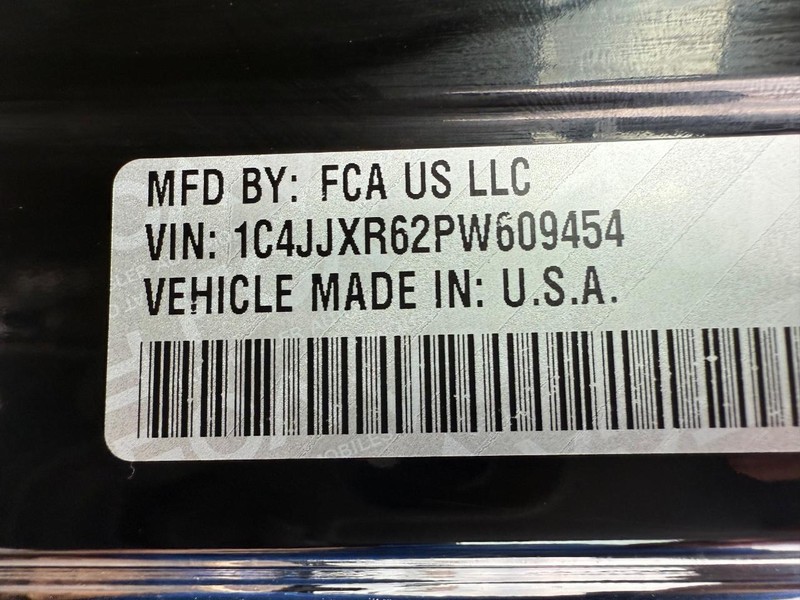 Jeep Wrangler 4xe Vehicle Image 26