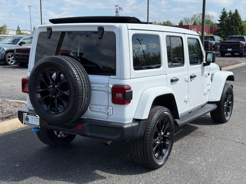 Jeep Wrangler 4xe Vehicle Image 03