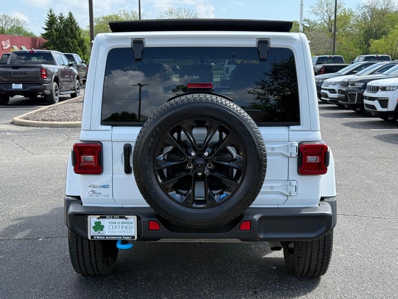 Jeep Wrangler 4xe Vehicle Image 04