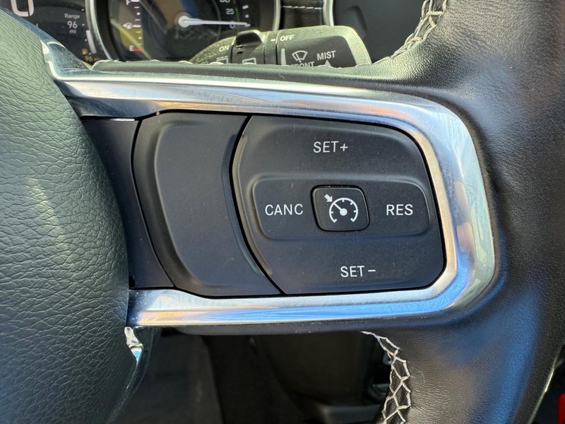 Jeep Wrangler 4xe Vehicle Image 15