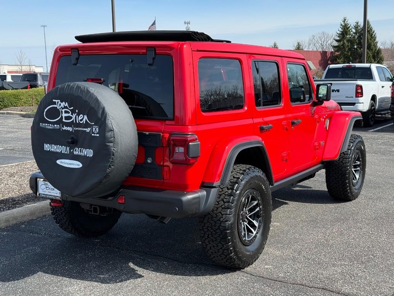 Jeep Wrangler Vehicle Image 03