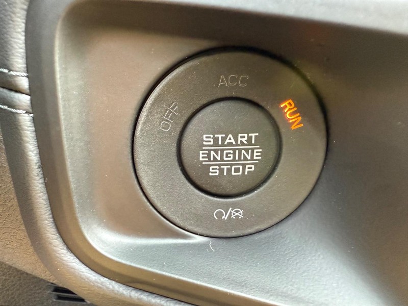 Jeep Wrangler Vehicle Image 10