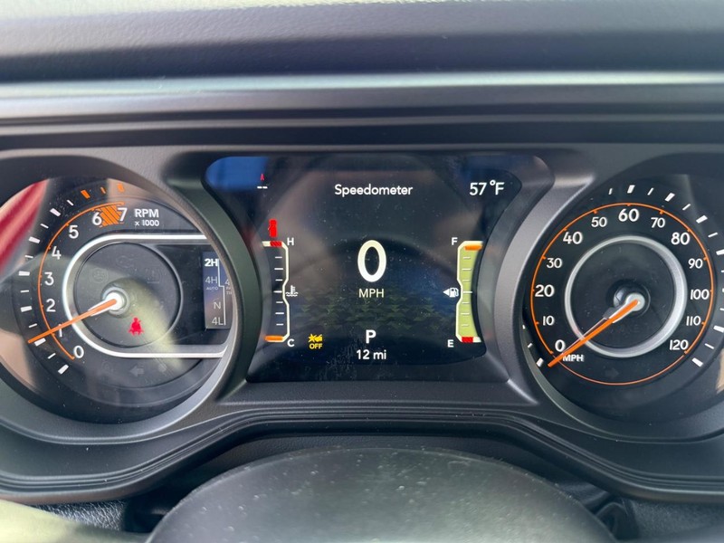 Jeep Wrangler Vehicle Image 18