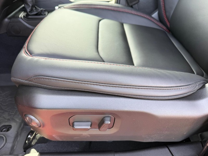 Jeep Wrangler Vehicle Image 21