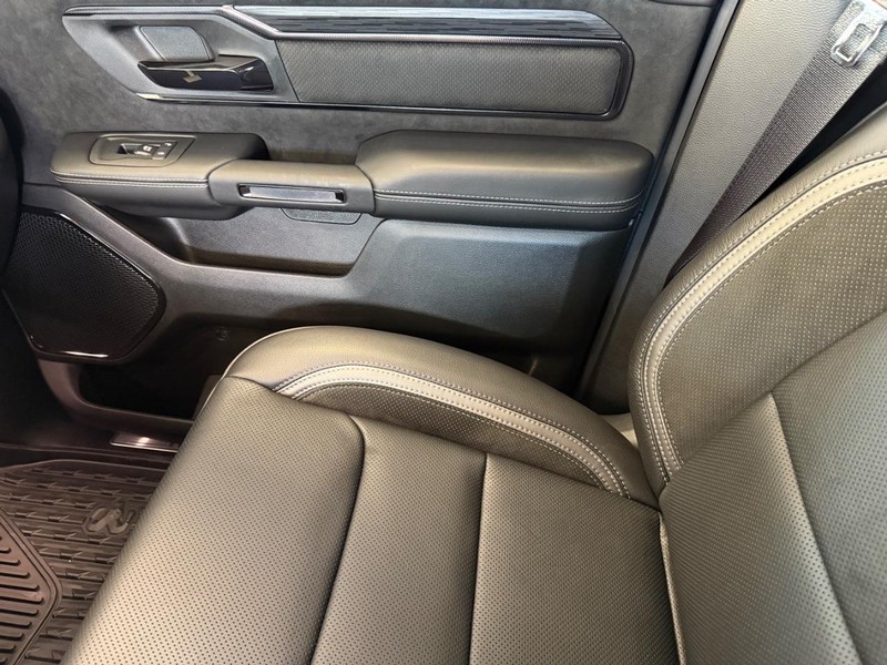 Ram 1500 Vehicle Image 13