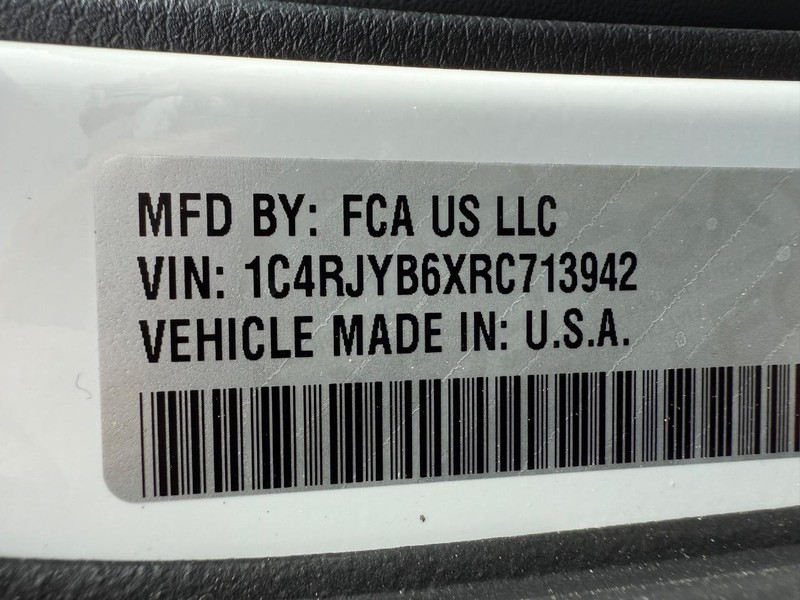 Jeep Grand Cherokee 4xe Vehicle Image 29