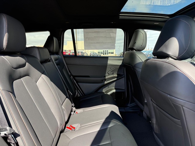 Jeep Cherokee Vehicle Image 04