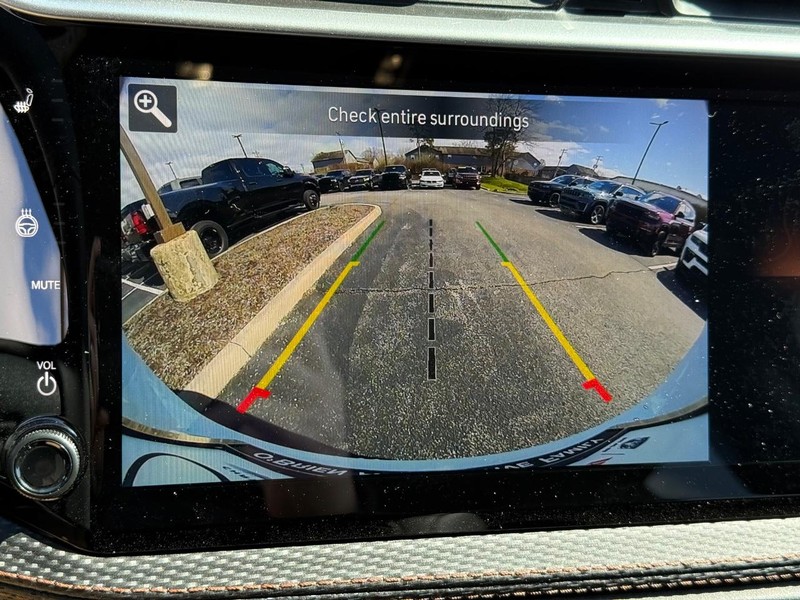 Jeep Cherokee Vehicle Image 12