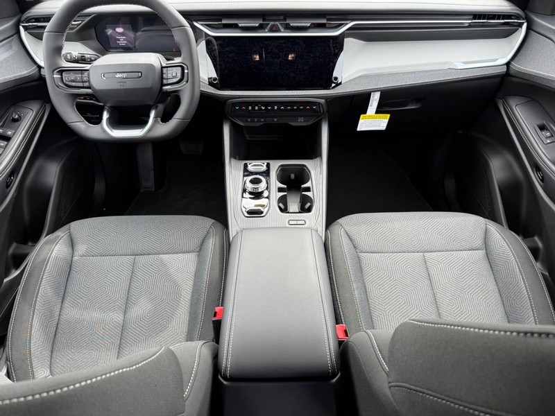 Jeep Cherokee Vehicle Image 05