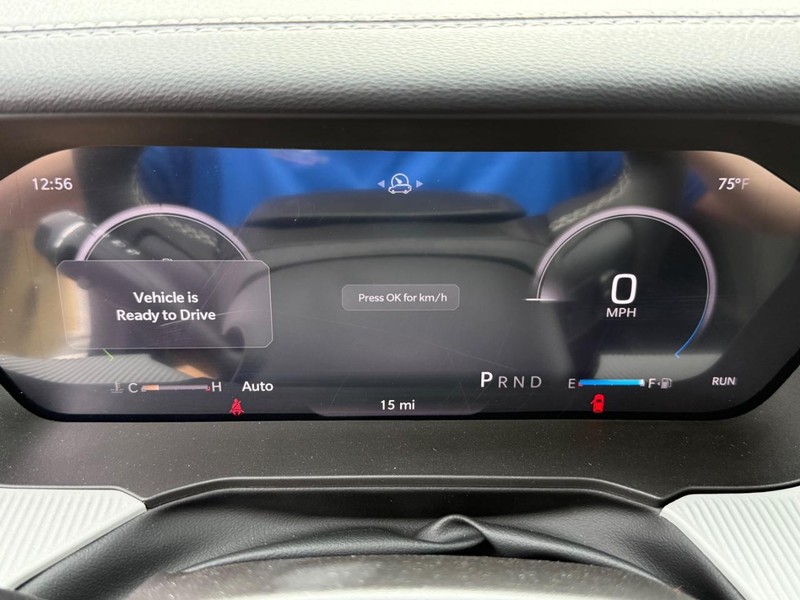 Jeep Cherokee Vehicle Image 14