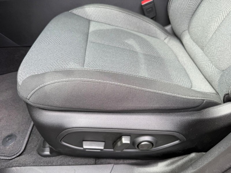 Jeep Cherokee Vehicle Image 17