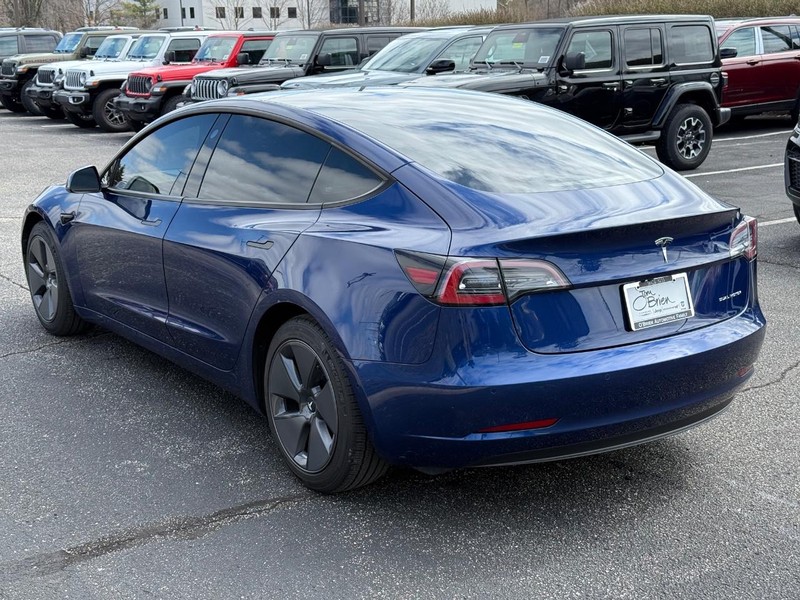 Tesla Model 3 Vehicle Image 05