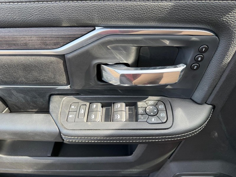 Ram 2500 Vehicle Image 18