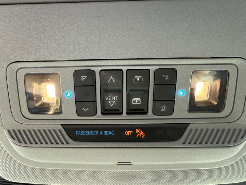 Ford Explorer Vehicle Image 25