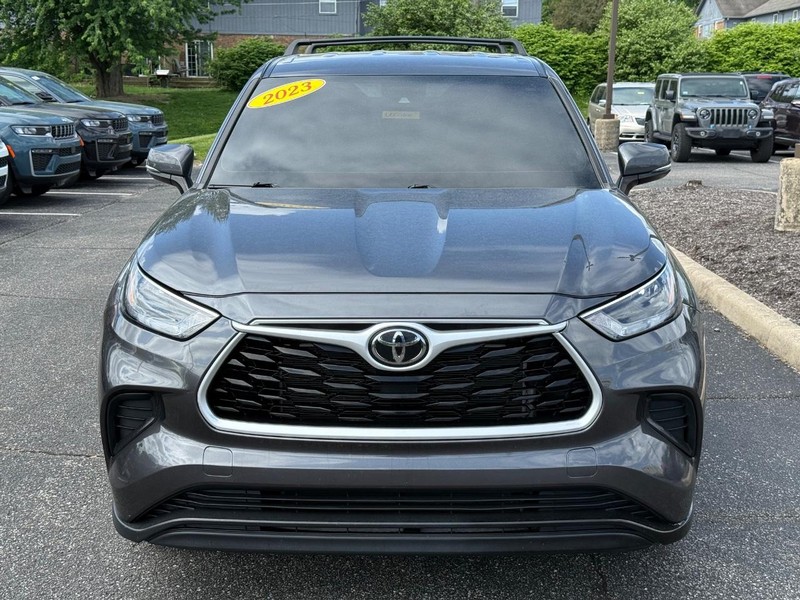 Toyota Highlander Vehicle Image 09