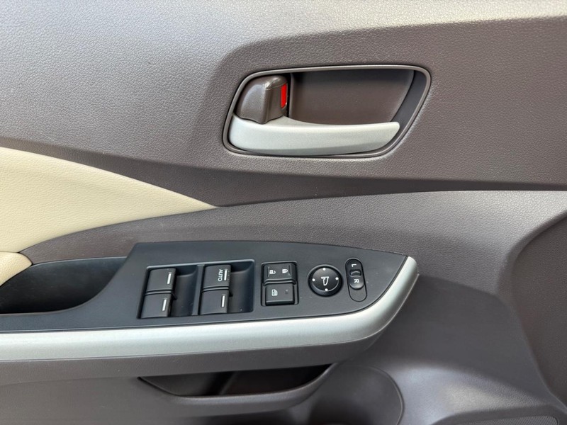 Honda CR-V Vehicle Full-screen Gallery Image 24