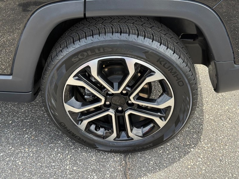 Jeep Compass Vehicle Image 06