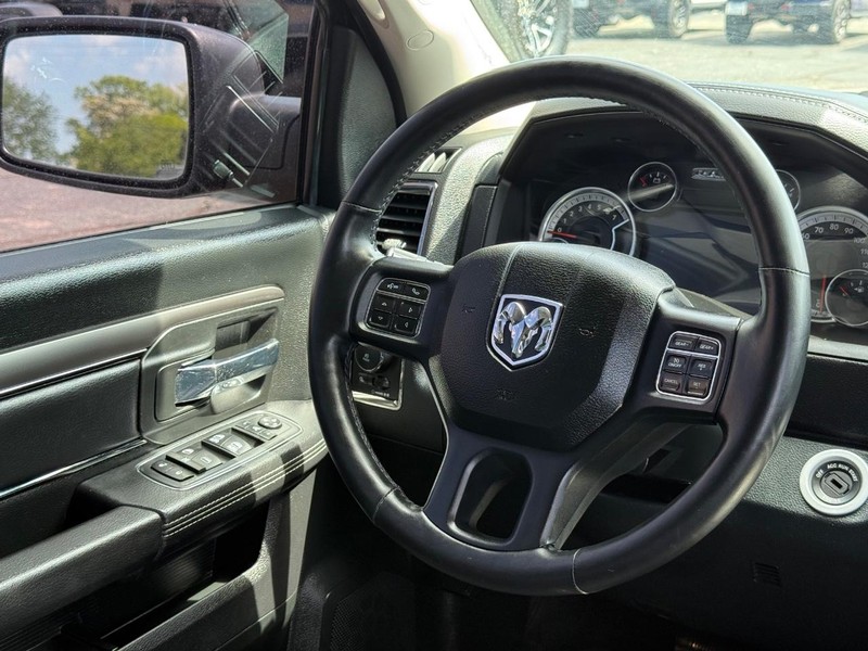 Ram 1500 Vehicle Image 13