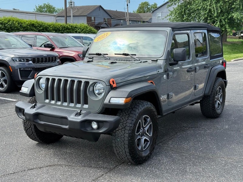 Jeep Wrangler Vehicle Image 08