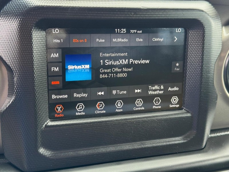 Jeep Wrangler Vehicle Image 17