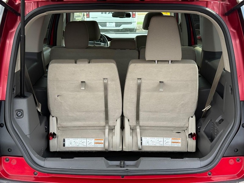 Ford Flex Vehicle Full-screen Gallery Image 07