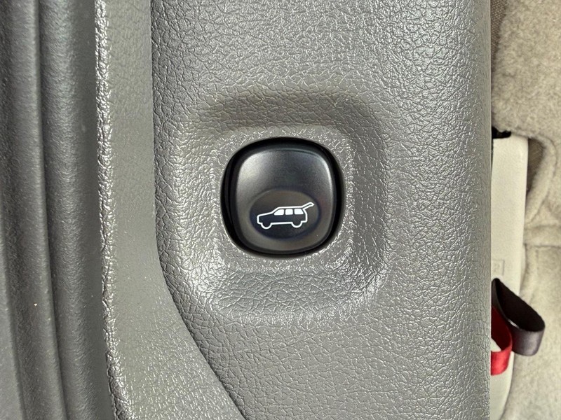 Ford Flex Vehicle Full-screen Gallery Image 08