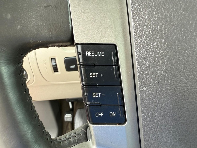 Ford Flex Vehicle Full-screen Gallery Image 16