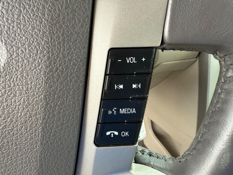 Ford Flex Vehicle Full-screen Gallery Image 17