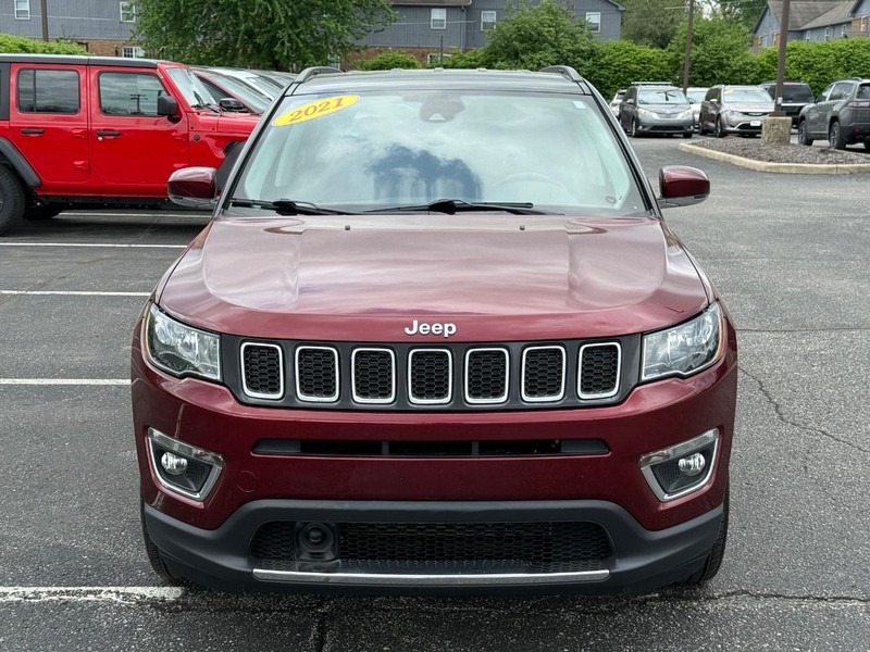 Jeep Compass Vehicle Full-screen Gallery Image 09